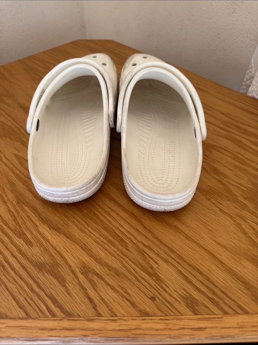Men’s CROCS White Classic Clog - Size 12